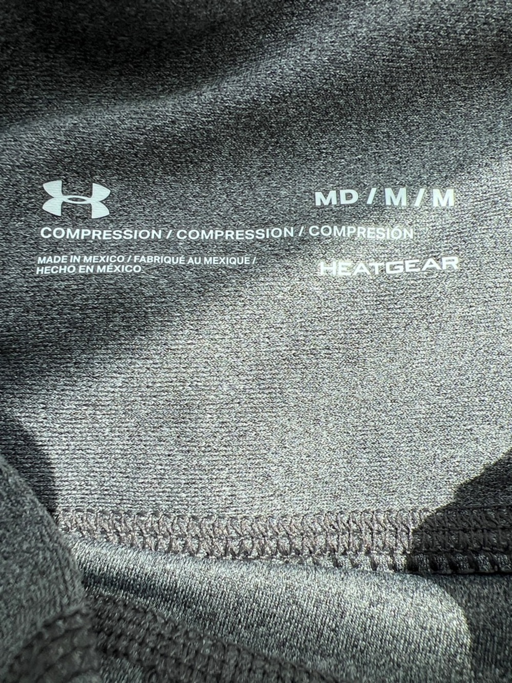 Under Armour Compression HEATGEAR Gray Capri Leggings Style #1352538 Size M - Picture 11 of 13